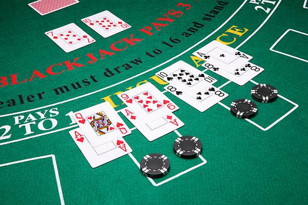 Enjoy Immersive Live Casino Tables with an online casino Singapore Platform for Players